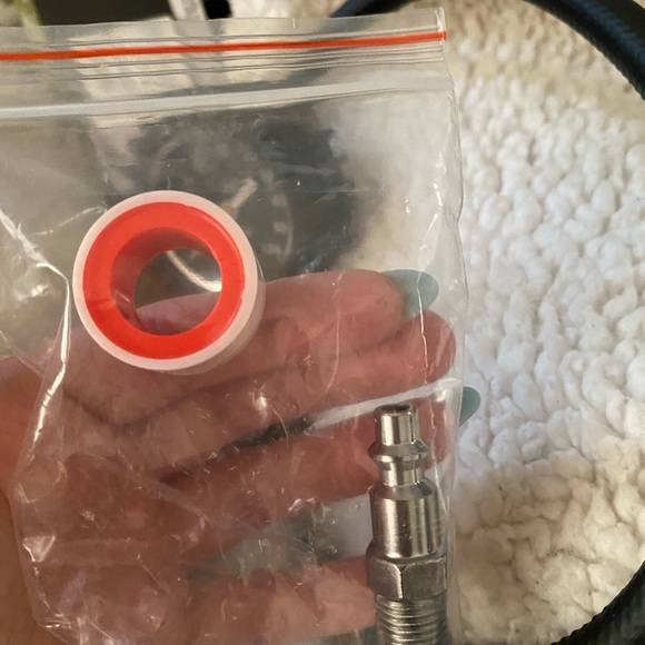 Tire inflator gauge - Picture 4 of 5